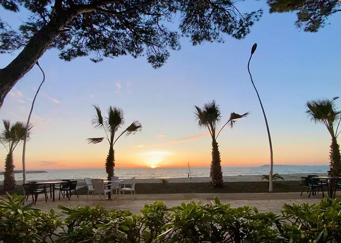 别墅 Forest - Middle Of Forest & Near The 格勒姆